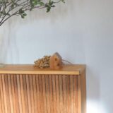 玄関が一気におしゃれ！宙に浮く収納棚をdiy